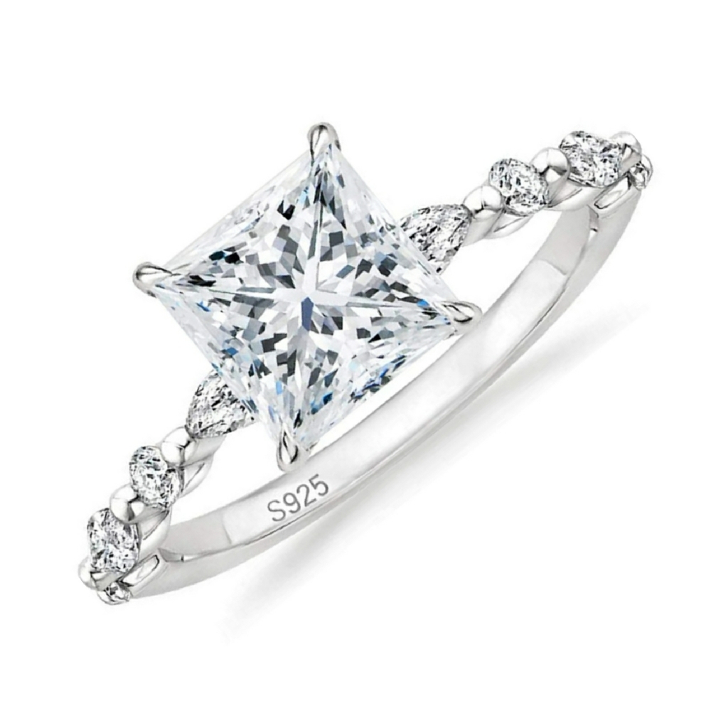 🌟STUNNING❣️ 925 Sterling Silver / WhiteGold  RING